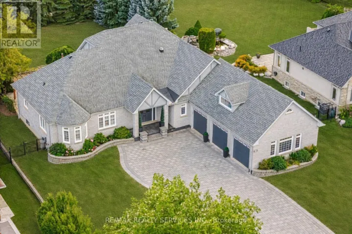 8910 CREDITVIEW ROAD, Brampton (Credit Valley), Ontario L6Y0G4