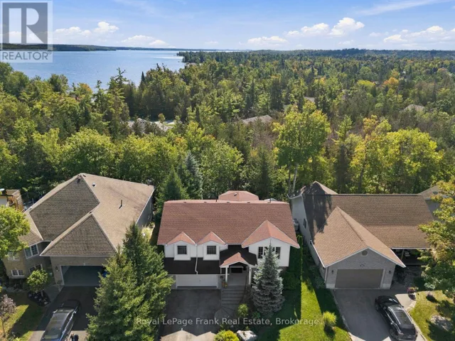 62 CEDARTREE LANE, Kawartha Lakes (Bobcaygeon), Ontario K0M1A0