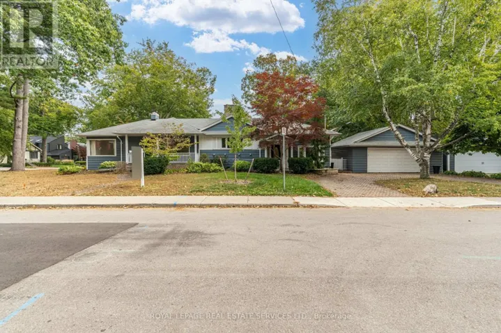 374 SPRUCE STREET, Oakville (OO Old Oakville), Ontario L6J2H3