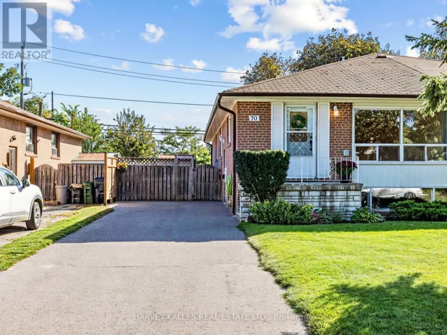 70 PINTAIL CRESCENT, Toronto (Parkwoods-Donalda), Ontario M3A2Y7