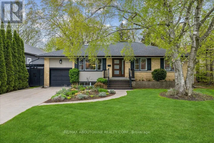 316 RIVER SIDE DRIVE, Oakville (CO Central), Ontario L6K3N4