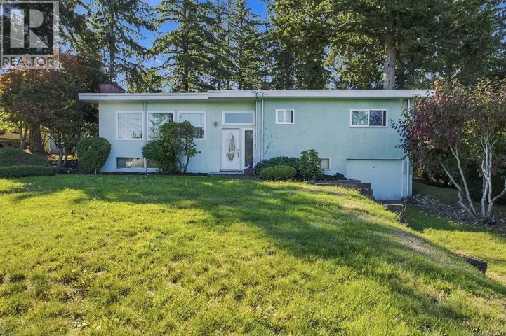 715 8th Ave, Campbell River, British Columbia V9W6A7