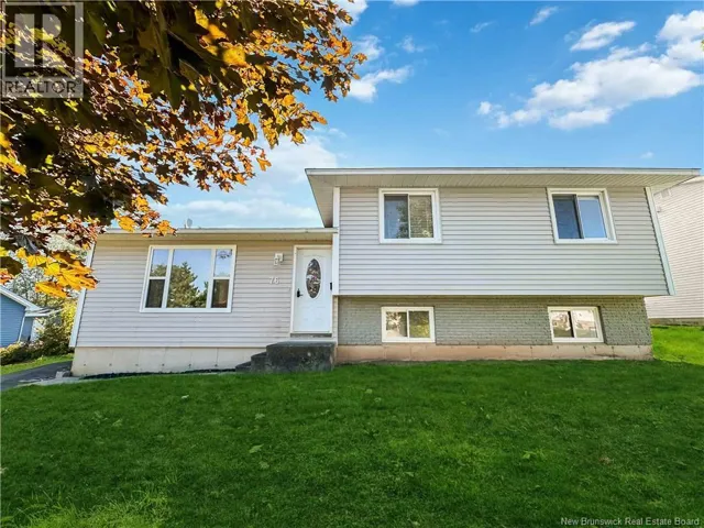 76 Briardale Drive, Moncton, New Brunswick E1G2B6