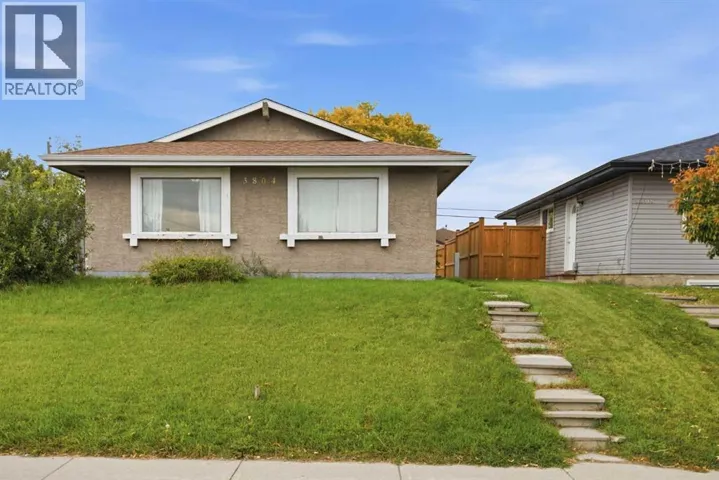 3804 Dover Ridge Drive SE, Calgary, Alberta T2B2C9