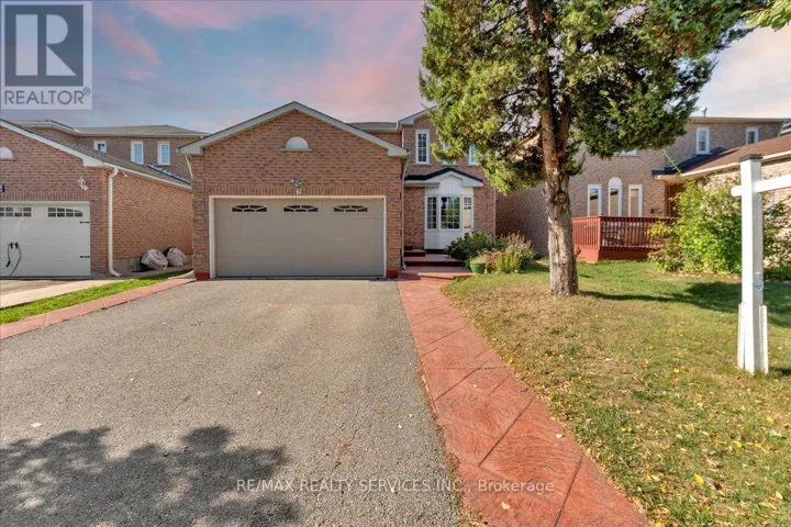7 DUGGAN DRIVE, Brampton (Fletcher's West), Ontario L6Y4K8