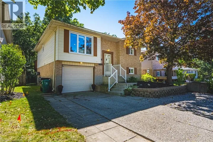 414 WOODS Lane, Cambridge, Ontario N3H5J4