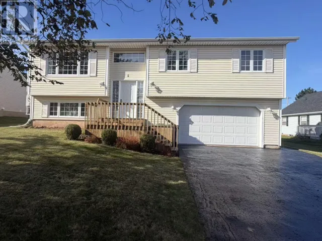 5 Commonwealth Avenue, Charlottetown, Prince Edward Island C1E2E7