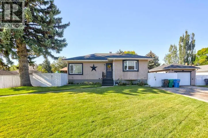 430 Dieppe Boulevard S, Lethbridge, Alberta T1J3X1