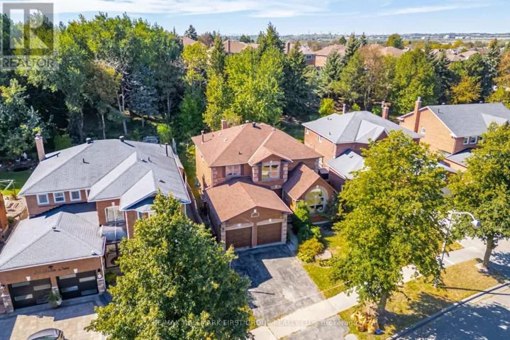 22 FOAKES DRIVE, Ajax (Central West), Ontario L1T3K5