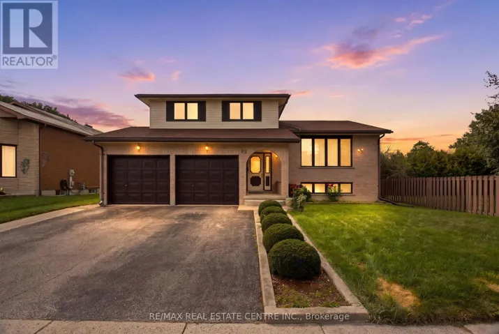 93 OLD CHICOPEE DRIVE, Kitchener, Ontario N2A3R7
