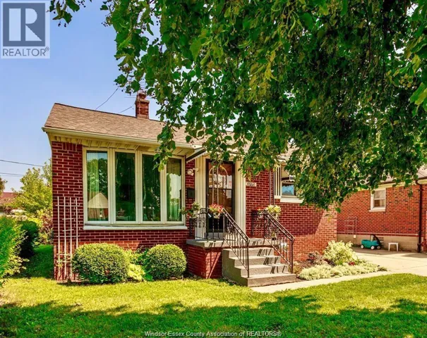 3775 MYRTLE, Windsor, Ontario N9C2C9