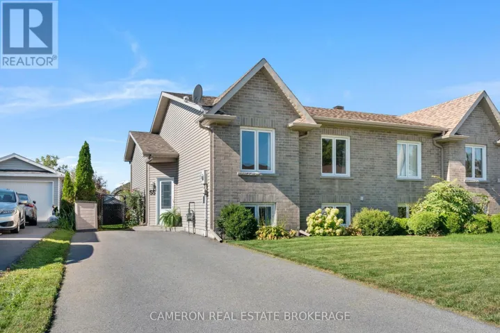 55 FORESTDALE CRESCENT, Cornwall, Ontario K6K0A5
