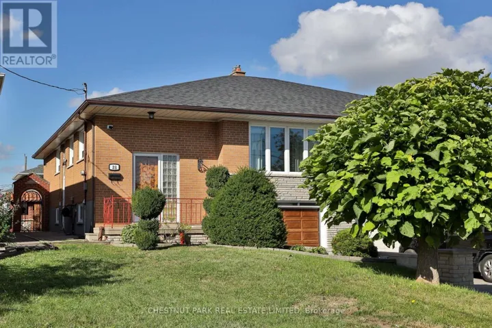 28 CHARRINGTON CRESCENT, Toronto (Glenfield-Jane Heights), Ontario M3L2C4