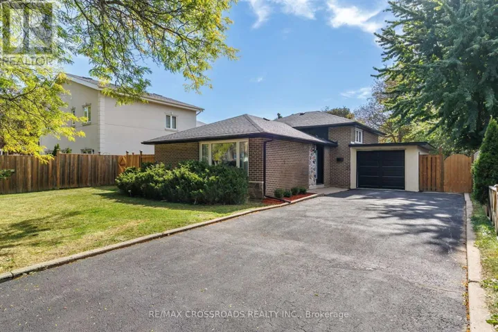 184 LAVEROCK AVENUE, Richmond Hill (Mill Pond), Ontario L4C4K3