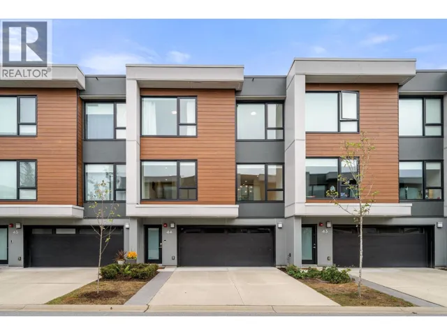 44 3597 MALSUM DRIVE, North Vancouver, British Columbia V7G0B2