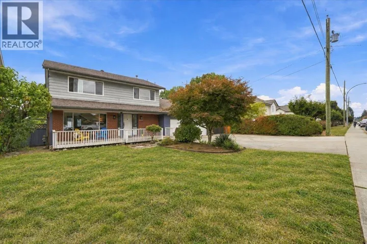 18983 119 AVENUE, Pitt Meadows, British Columbia V3Y1X8
