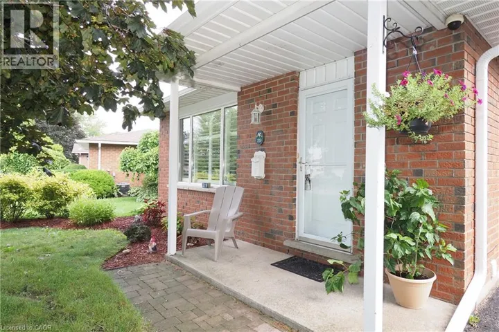 219 FOXHUNT Road, Waterloo, Ontario N2K2R8