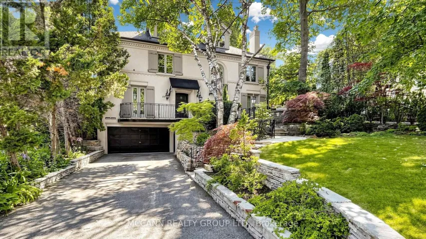 27 STRATHGOWAN CRESCENT, Toronto (Lawrence Park South), Ontario M4N2Z6