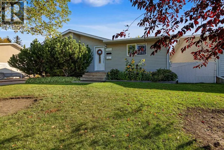 7633 97A Street, Grande Prairie, Alberta T8V3Z8