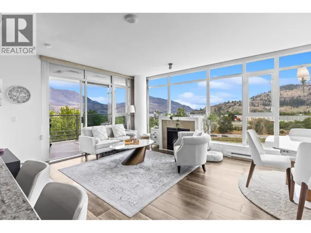 1075 Sunset Drive Unit# 702, Kelowna, British Columbia V1Y9Y9