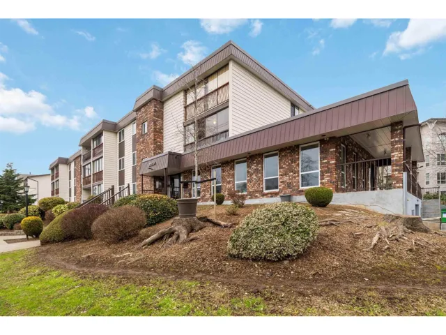 32119 OLD YALE ROAD ROAD, Abbotsford, British Columbia V2T2C8