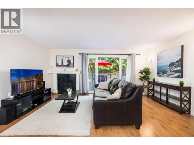 58 1930 CEDAR VILLAGE CRESCENT, North Vancouver, British Columbia V7J3M5
