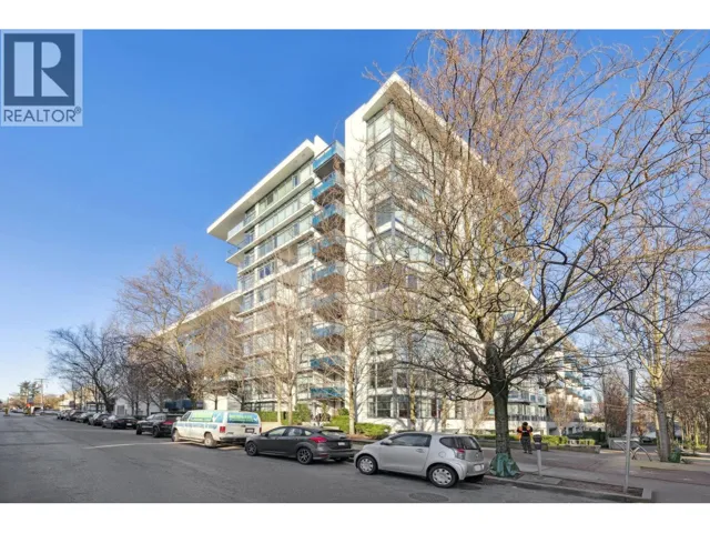 602 1777 W 7TH AVENUE, Vancouver, British Columbia V6J0E5