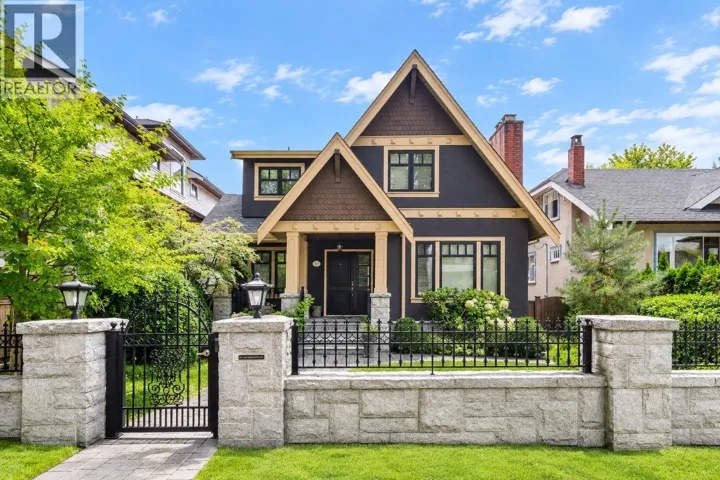2851 W 38TH AVENUE, Vancouver, British Columbia V6N2W8
