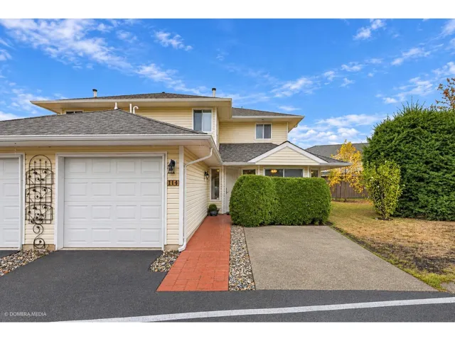 114 21928 48TH AVENUE, Langley, British Columbia V3A8H1
