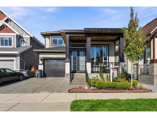 17359 64A AVENUE, Surrey, British Columbia V3S2H8