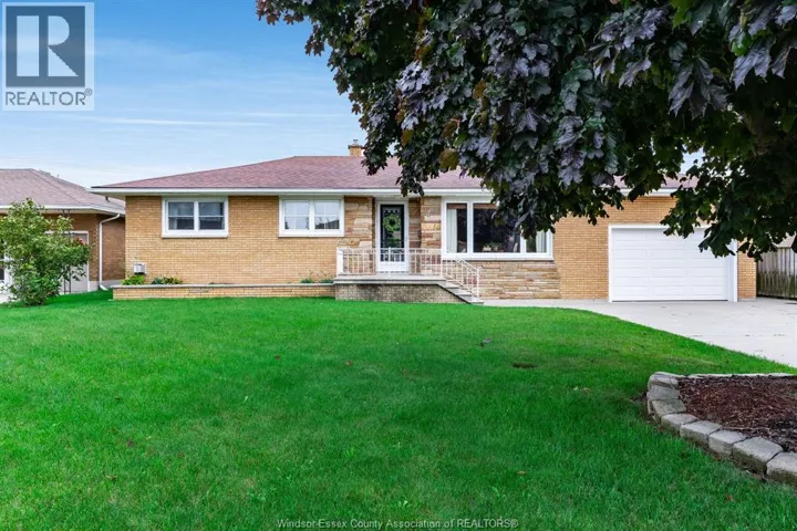 40 NICHOLAS STREET, Leamington, Ontario N8H3R9