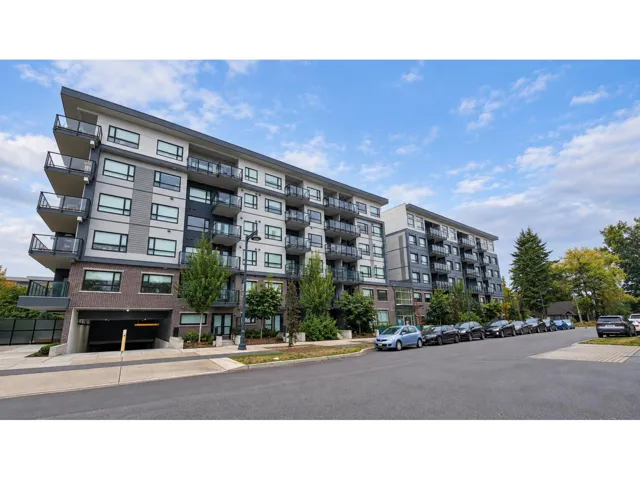 217 10777 138 STREET, Surrey, British Columbia V3T0T5