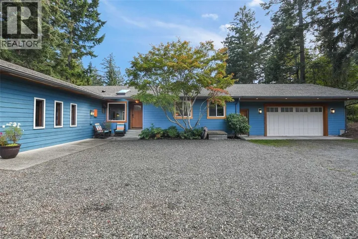 606 Colby Rd, Comox, British Columbia V9M4H8