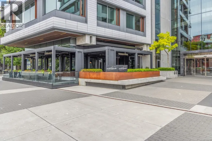 605 732 Cormorant St, Victoria, British Columbia V8W1P8
