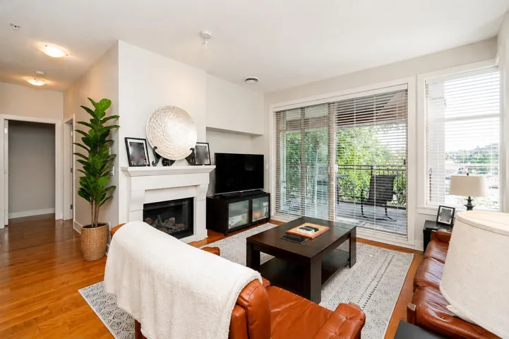 204 16469 64 AVENUE, Surrey, British Columbia V3S6V7