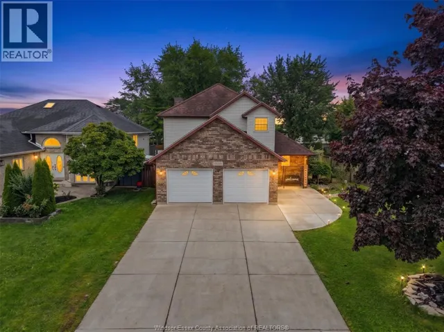 2920 STRAWBERRY DRIVE, Tecumseh, Ontario N9K1C1