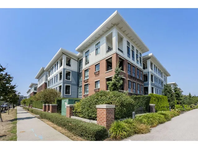 109 15137 33RD AVENUE, Surrey, British Columbia V3Z0Y1