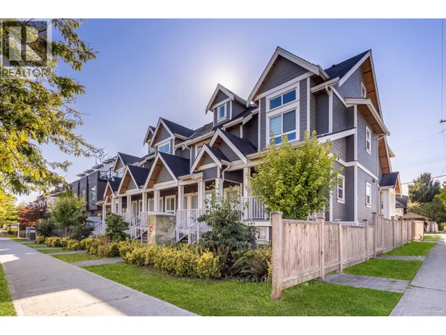 5003 CHAMBERS STREET, Vancouver, British Columbia V5R3L8
