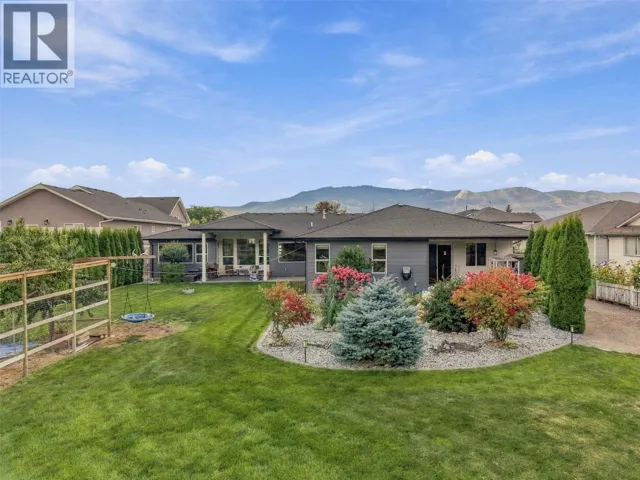 1848 PARKCREST Avenue, Kamloops, British Columbia V2B4W9