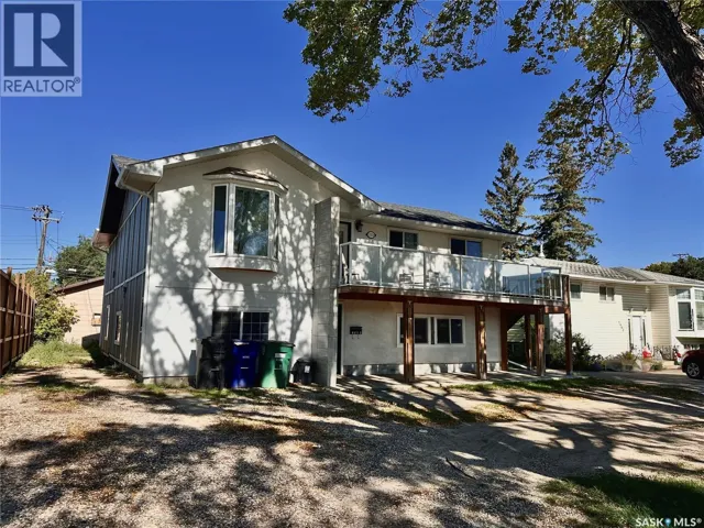 1504 33rd STREET W, Saskatoon, Saskatchewan S7L0X2