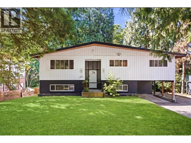 1707 DEMPSEY ROAD, North Vancouver, British Columbia V7K1T2