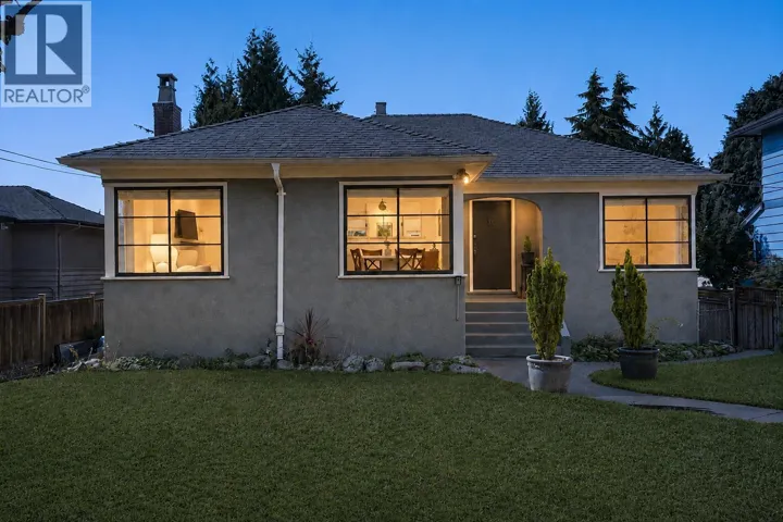 1258 JEFFERSON AVENUE, West Vancouver, British Columbia V7T2B1