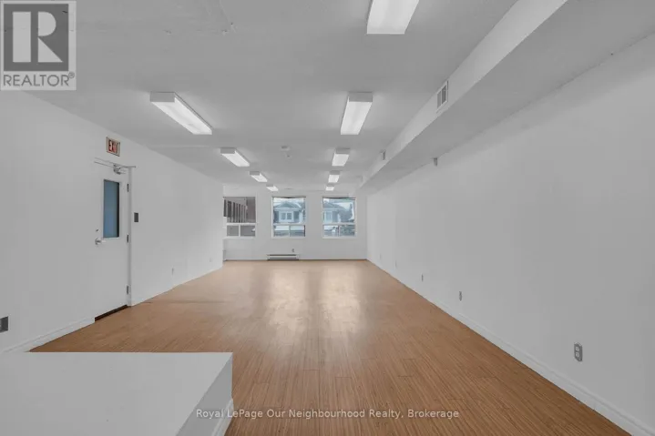300 - 1224 KING STREET W, Toronto (South Parkdale), Ontario M6K1G4