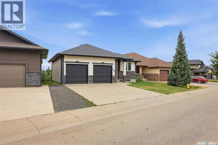 206 Muzyka ROAD, Saskatoon, Saskatchewan S7W0G9