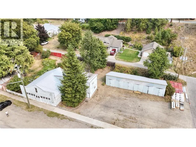 306 & 310 Lake Avenue, Silverton, British Columbia V0G1S0
