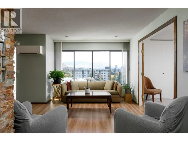 737 Leon Avenue Unit# 807, Kelowna, British Columbia V1Y8L6