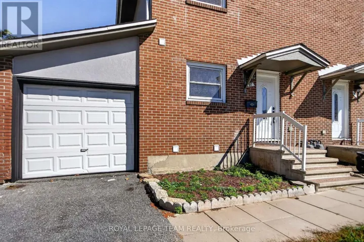 97 DOANE STREET, Ottawa, Ontario K2B6G7