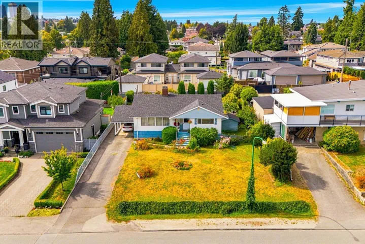 4335 BARKER AVENUE, Burnaby, British Columbia V5G3C3