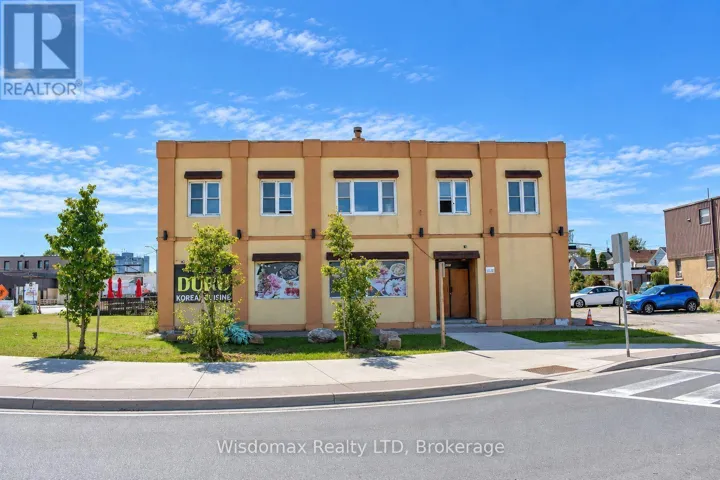 4816 BRIDGE STREET, Niagara Falls (Cherrywood), Ontario L2E2R9