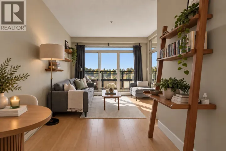 PH9 688 E 17TH AVENUE, Vancouver, British Columbia V5V0A8